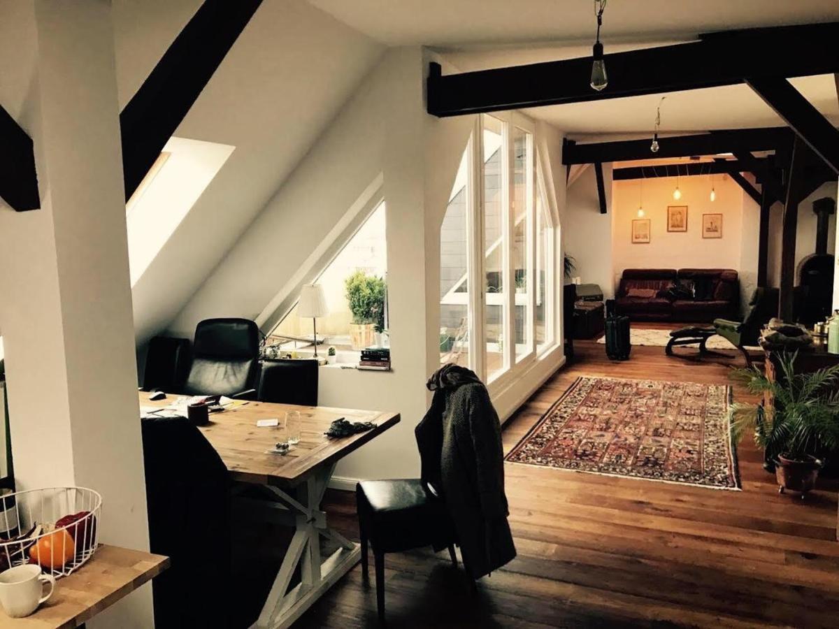 Appartamento Helle Dachgeschosswohnung Fuer 8 Personen In Zentraler Lage Berlino